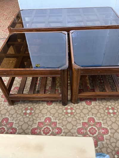 Wooden Coffee Table Set (3 Pieces) – Glass Top – Excellent Condition