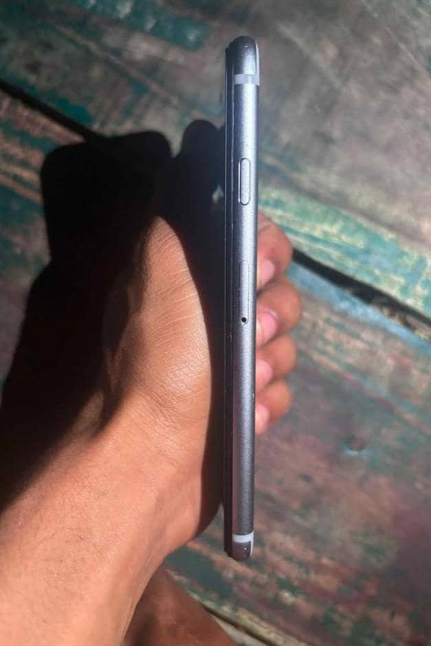 Apple iPhone 6 2