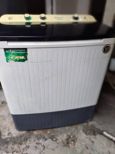 full. size washing machine in lush condition
