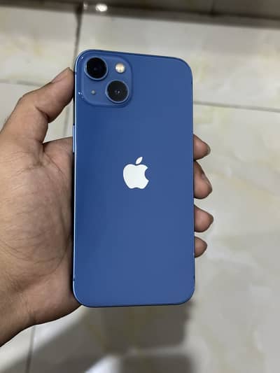 Apple iPhone 13