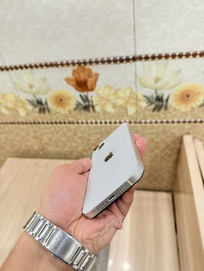 Apple iPhone 14 plus