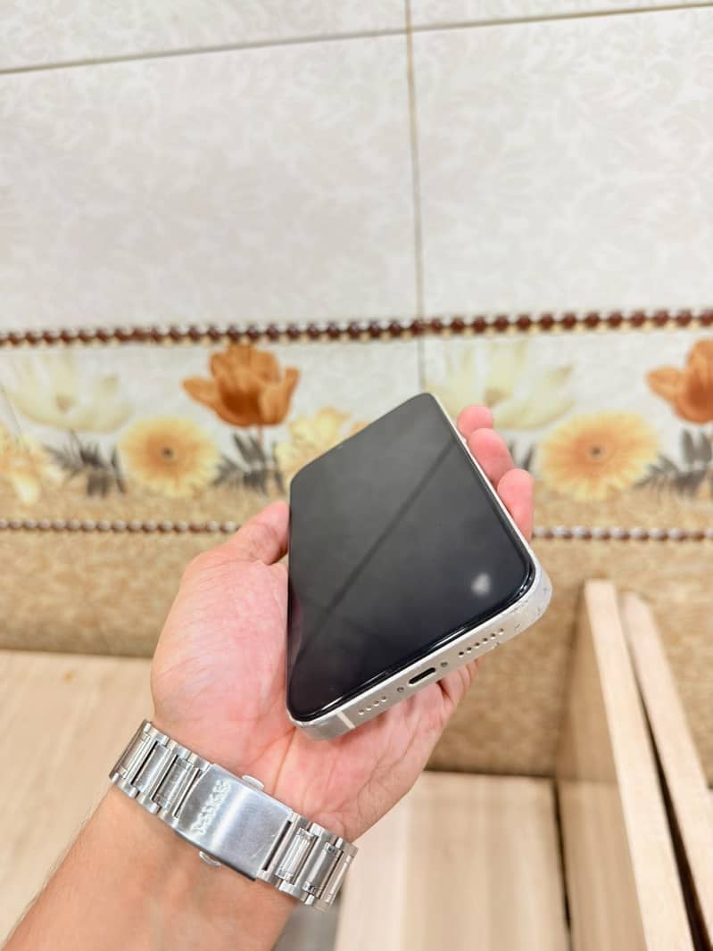 Apple iPhone 14 plus 1