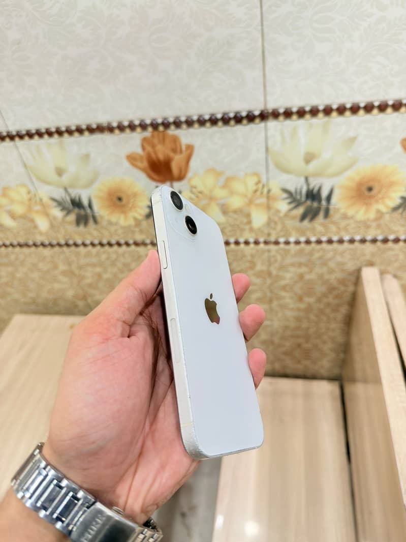 Apple iPhone 14 plus 5