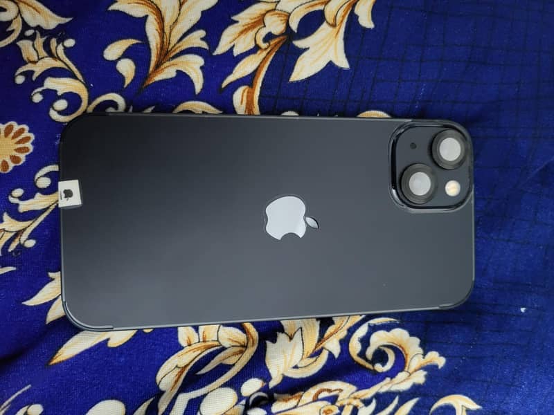 Apple iPhone 13 0