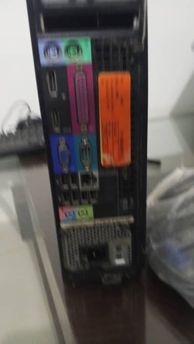 dell optiplex PC ,4gb ram 160 gb HDD keyboard mouse cables 19 inch LCD
