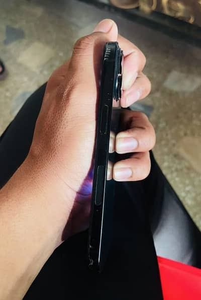 Apple iPhone 15