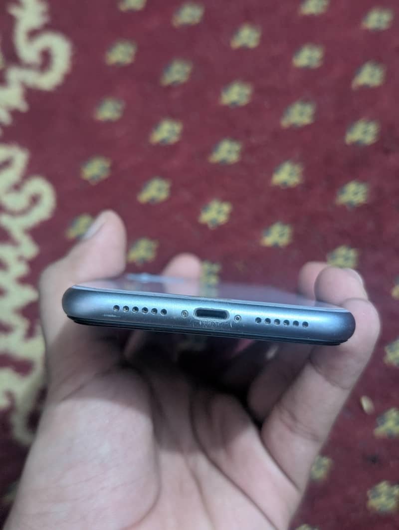 Apple iPhone 11 1