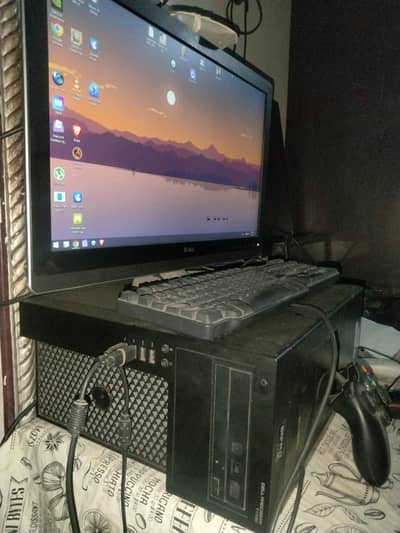 dell t1700 ci3 4th gen with 24inch IPS Lcd cam+speaker