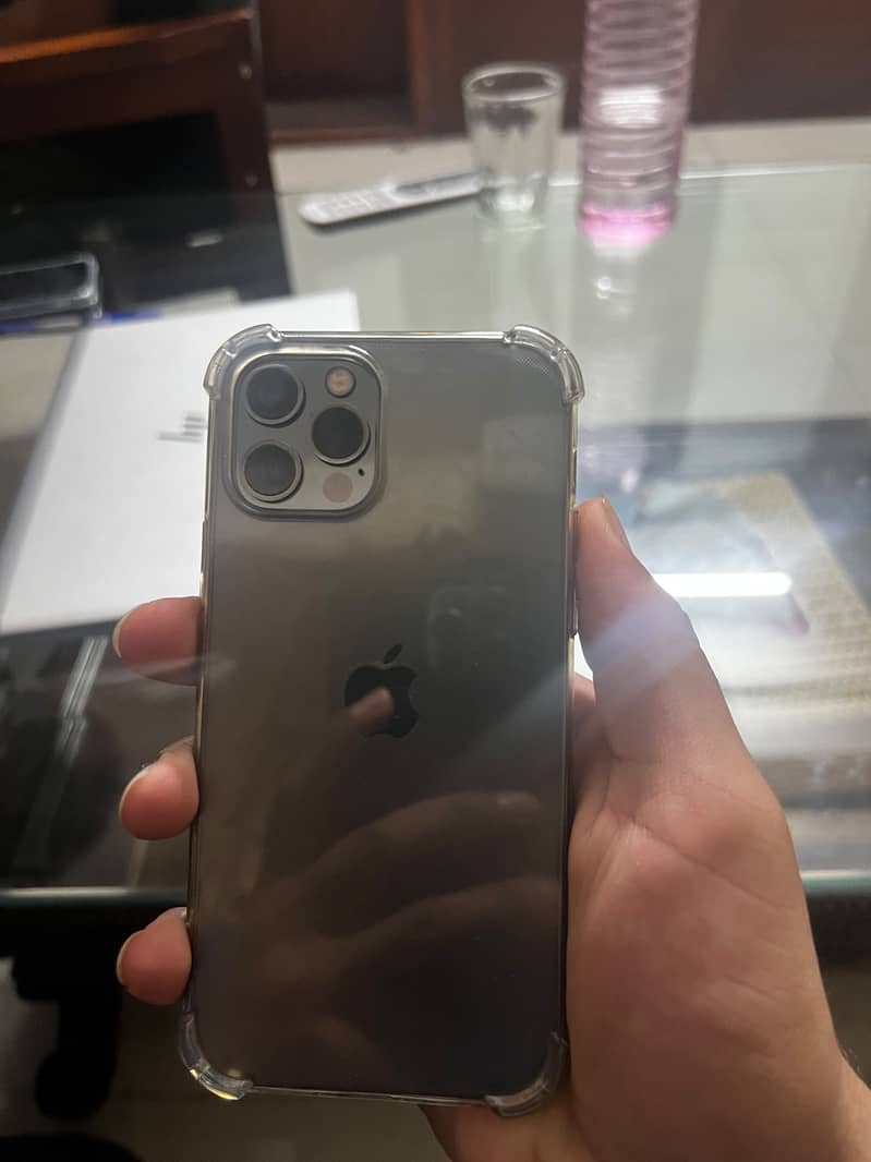 Apple iPhone 12 Pro 1