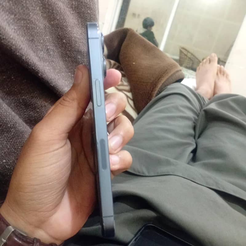 Apple iPhone 13 Pro 2