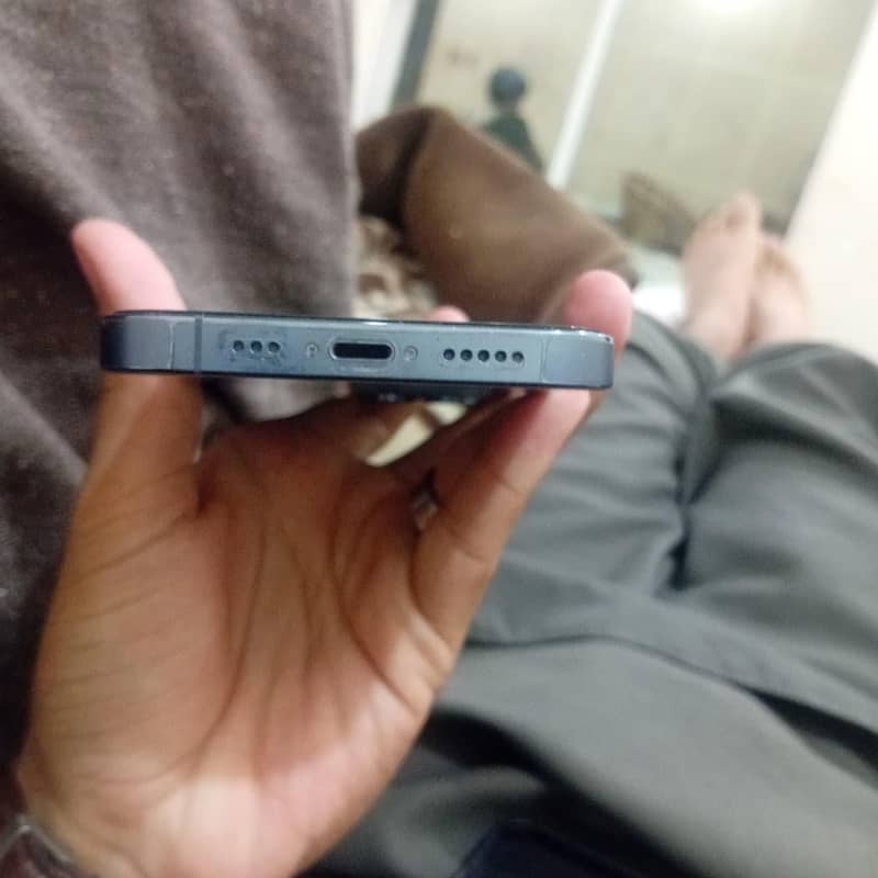 Apple iPhone 13 Pro 3