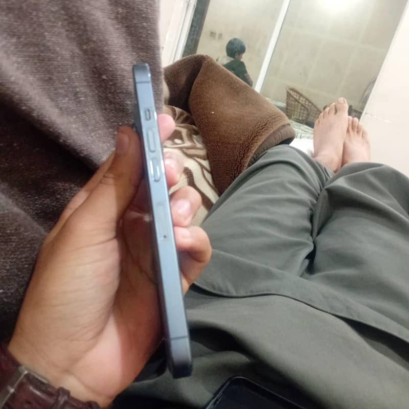 Apple iPhone 13 Pro 4