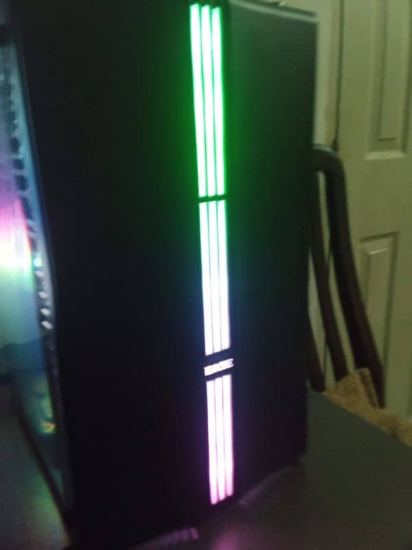 gaming PC read description 3