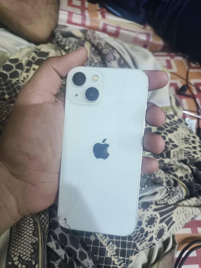 Apple iPhone 13 3