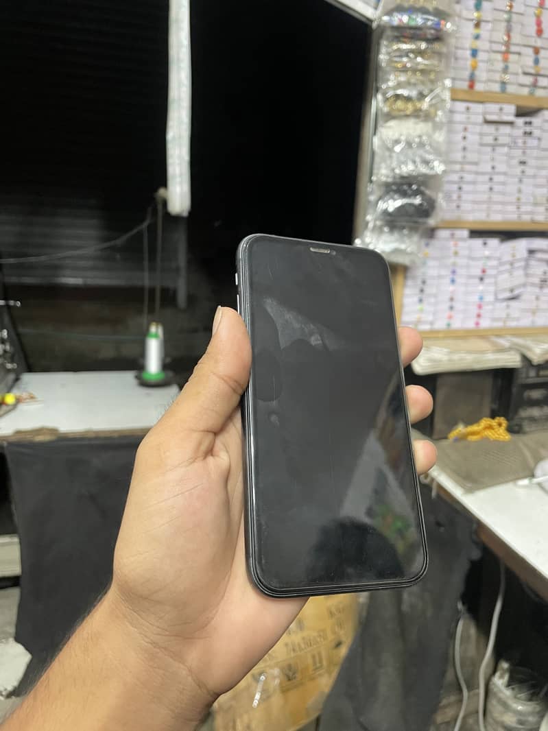 Apple iPhone 11 1