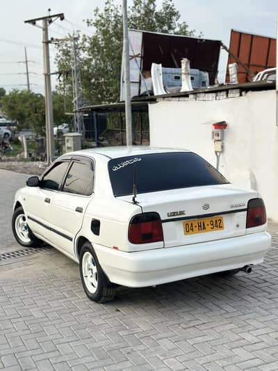Suzuki Baleno 2004