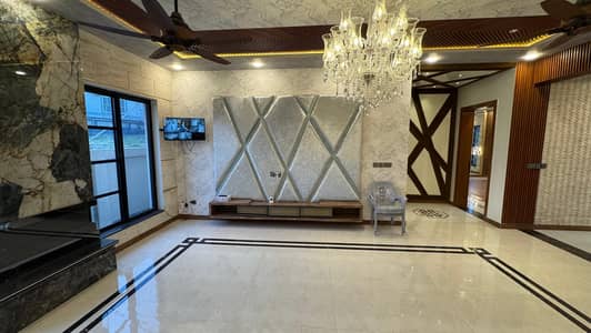 Luxury Redefined Exclusive 1 Kanal House For Sale in Gulberg Residencia, Islamabad