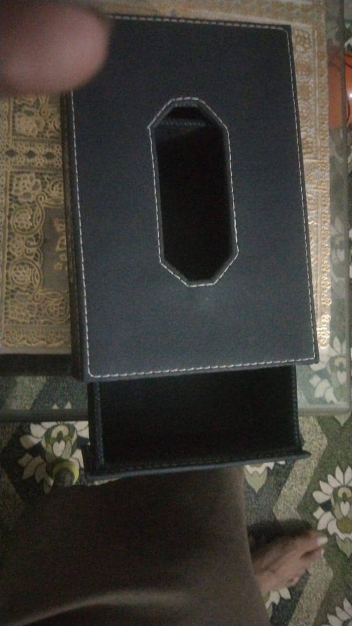 Tissue Box 2