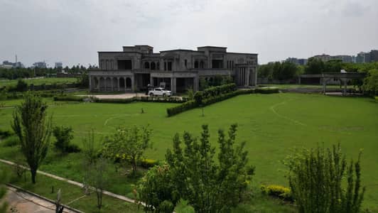 15 Kanal Grey Structure Available For Sale In Gulberg GreeNs C Block On Investor Rate