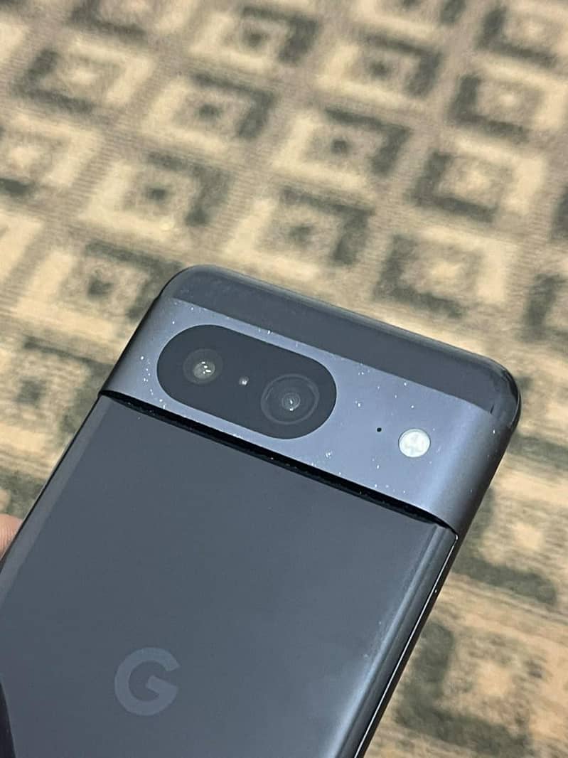 Google Pixel 8 5