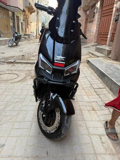 super Star Electric Scooty s 100