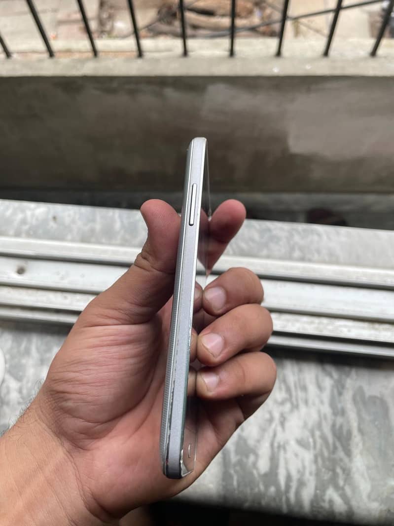 iPhone 7 3