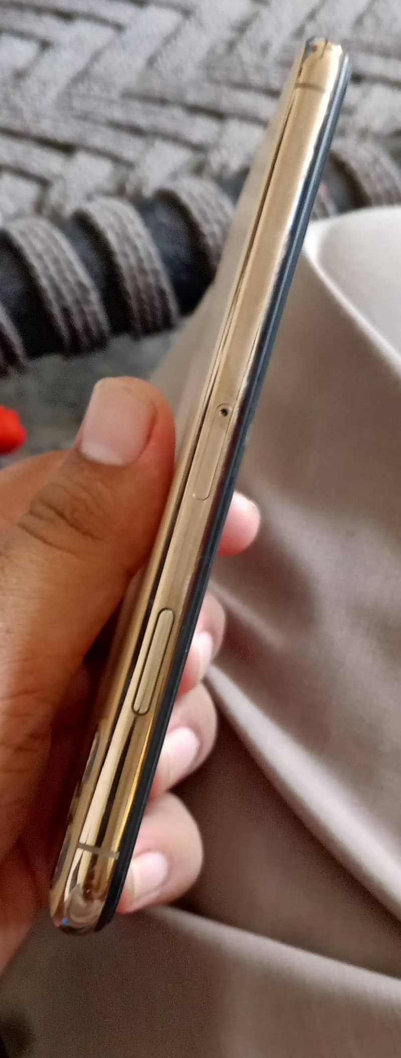 Apple iPhone 11 Pro Max 4