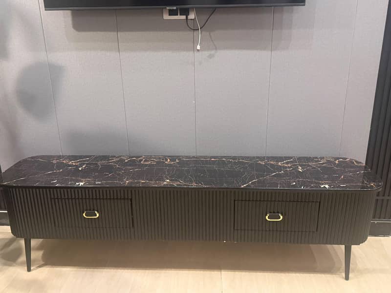 TV Console 0