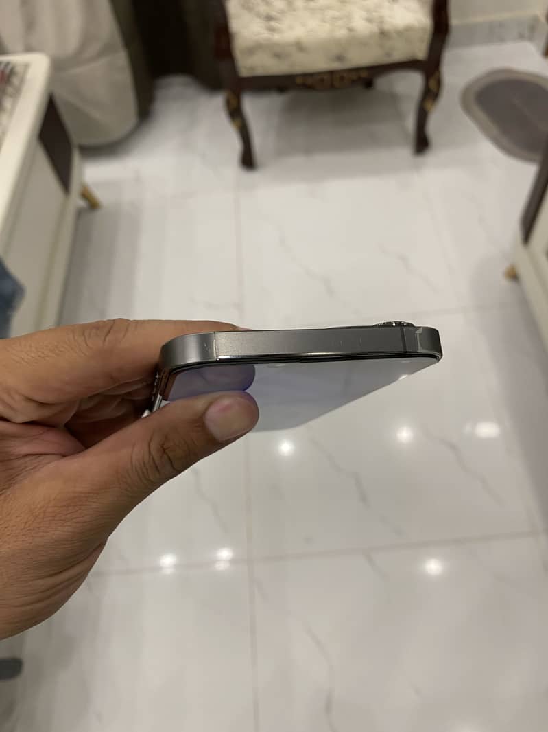 Apple iPhone 13 Pro Max 3