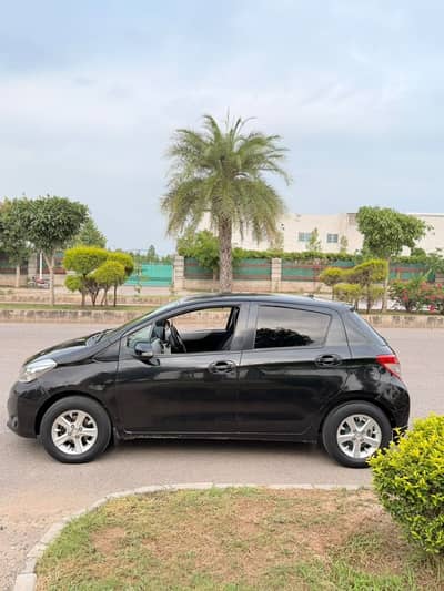 Toyota Vitz 2013