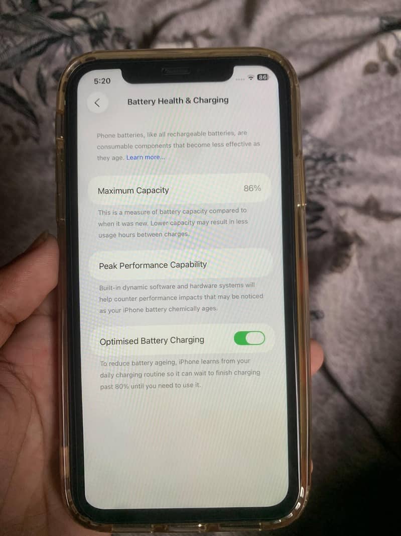 Apple iPhone 11 4