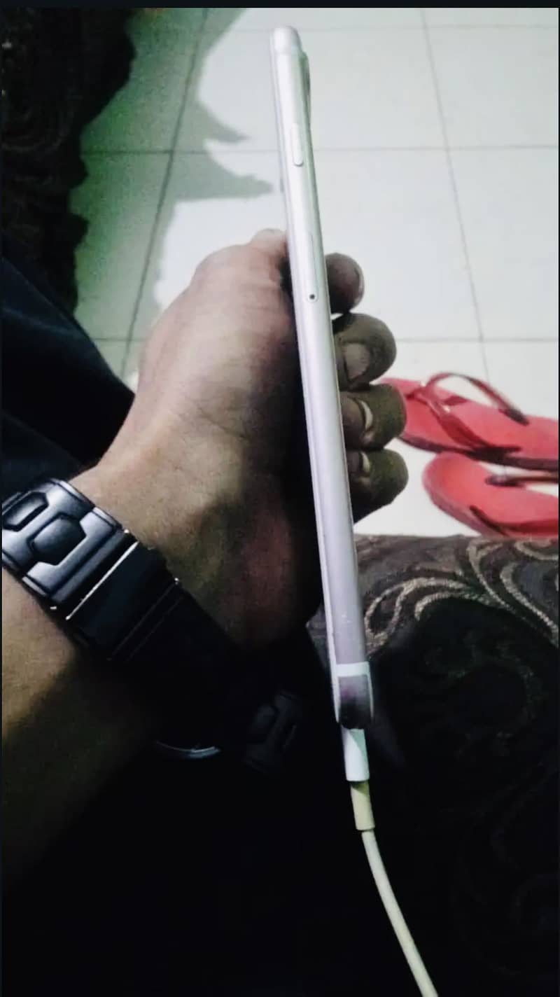 Apple iPhone 7 Plus 3