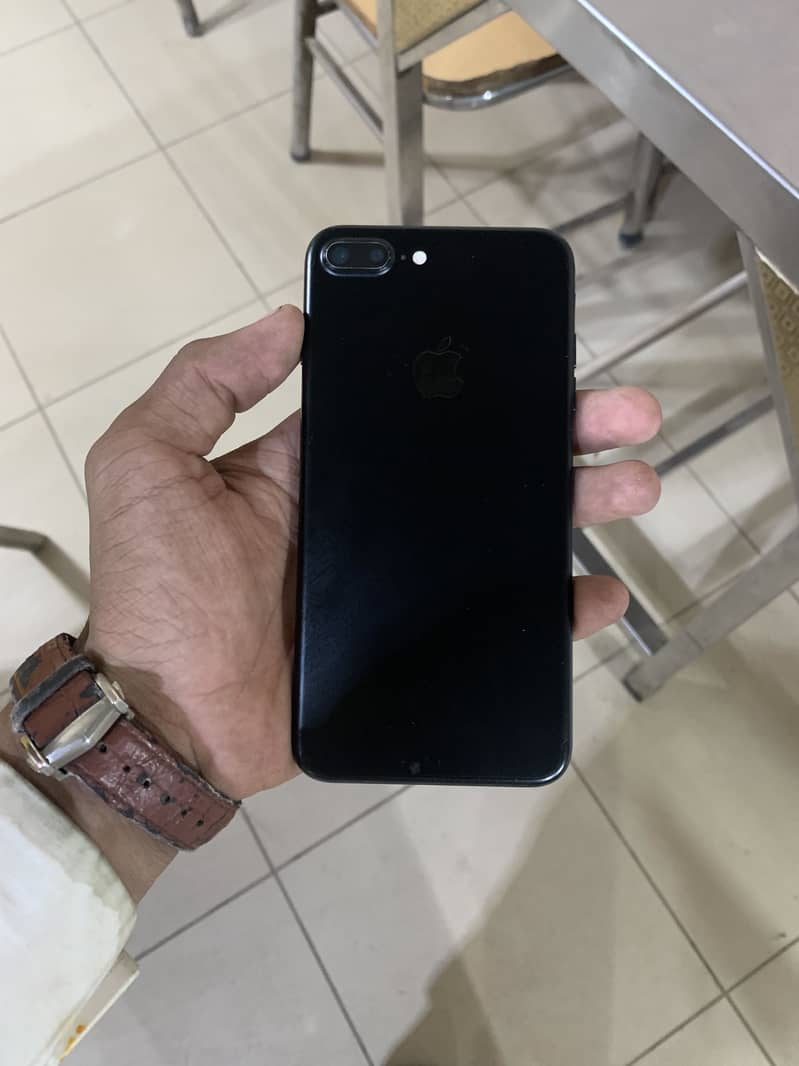 Apple iPhone 7 Plus 0