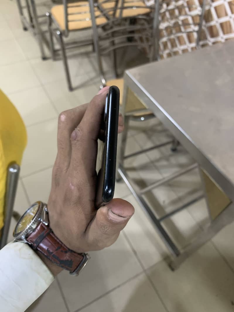 Apple iPhone 7 Plus 2