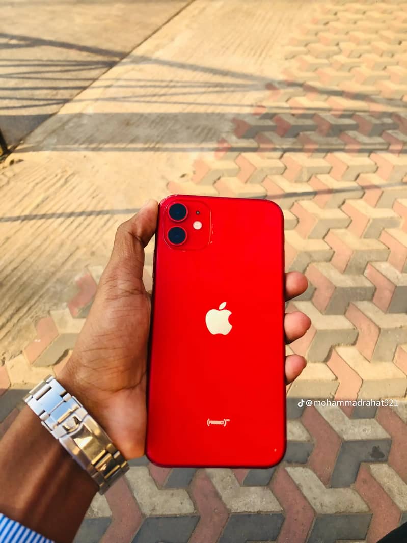 Apple iPhone 11 4
