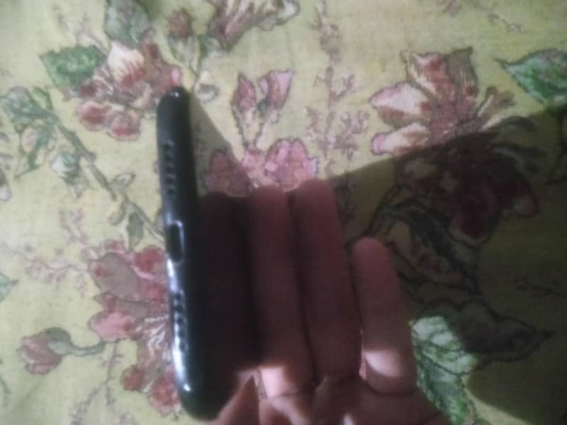 One Plus 6T 3