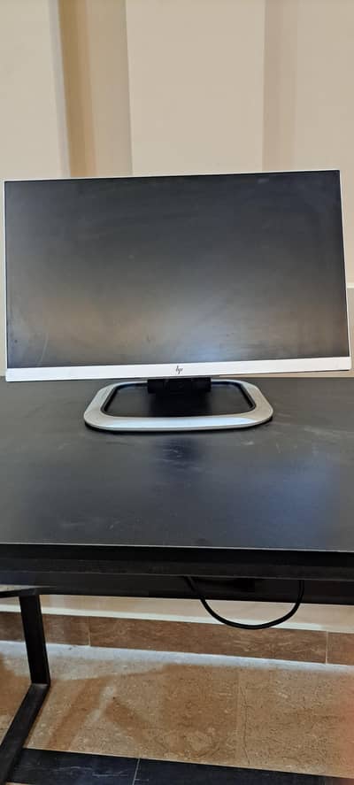 HP monitor borderless 22 inches