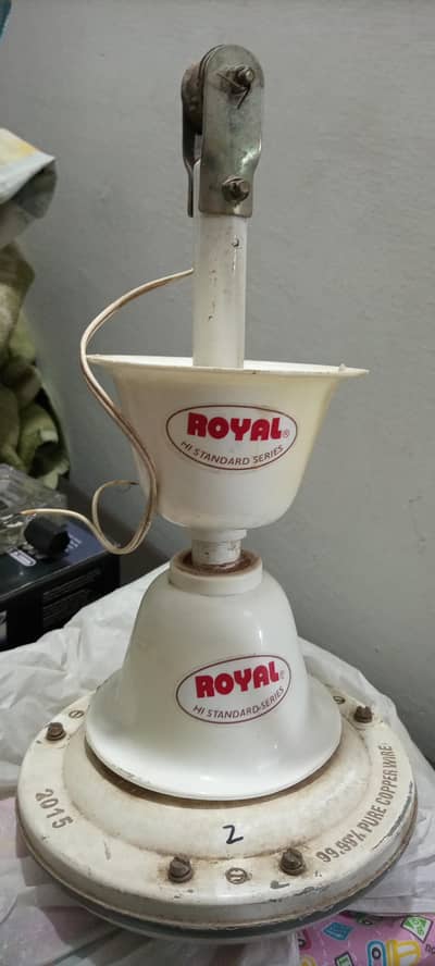 3 Royal ceiling fans urgent sale 220 volts