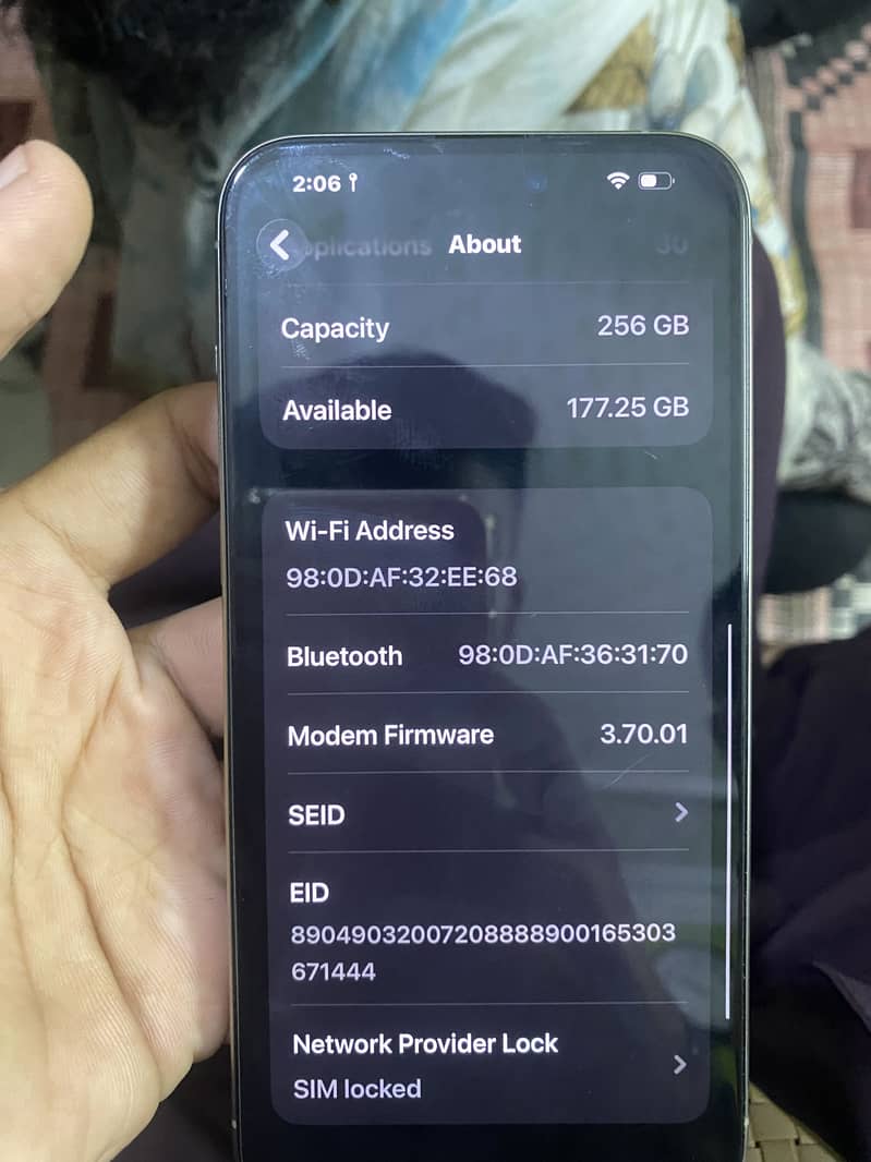 Apple iPhone 15 Pro Max 3