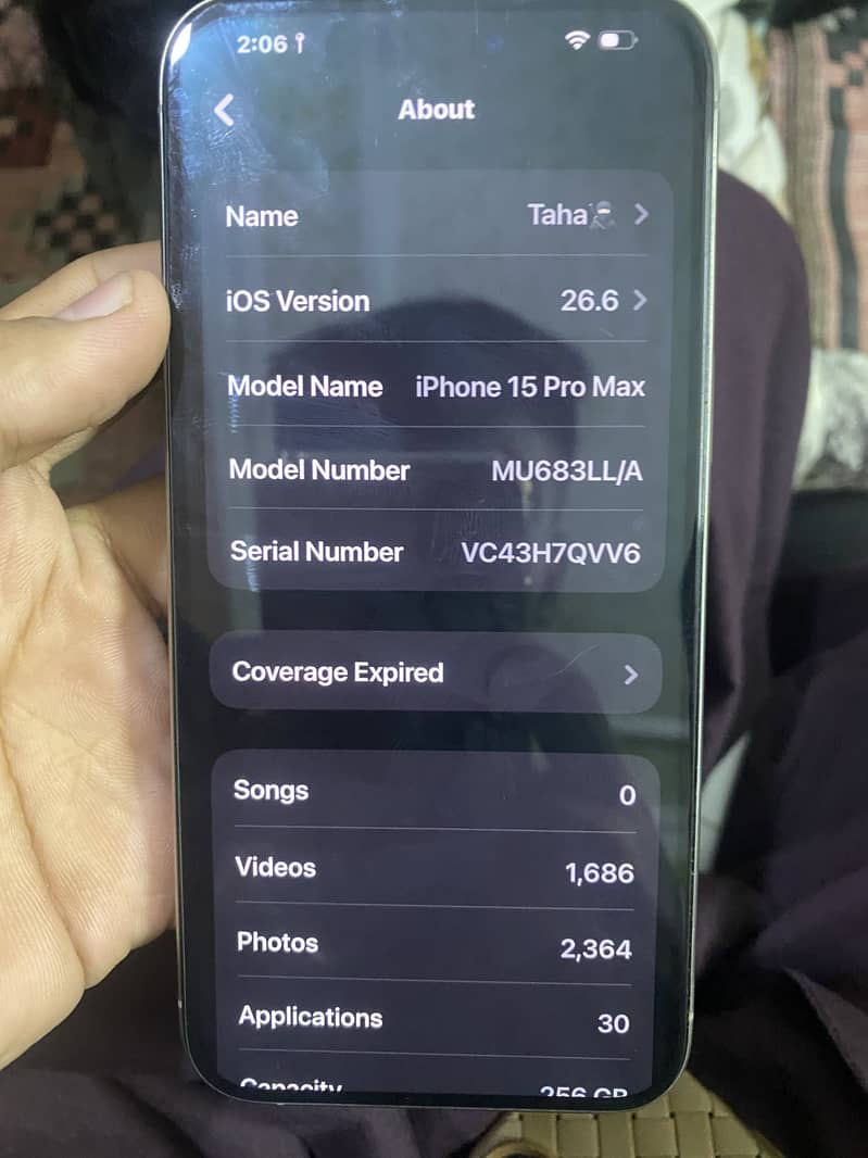Apple iPhone 15 Pro Max 4