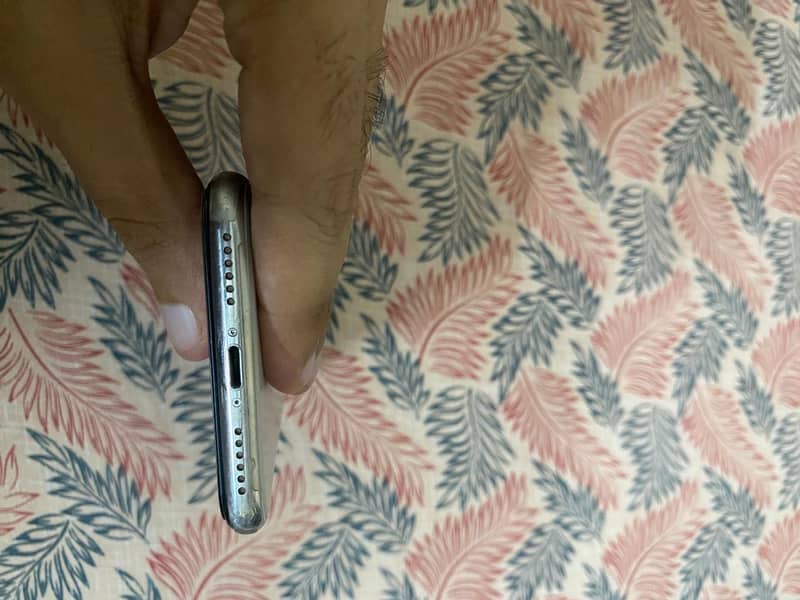 Apple iPhone X 7