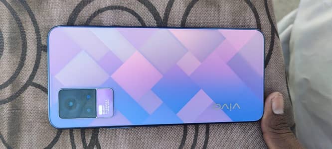 Vivo V21e