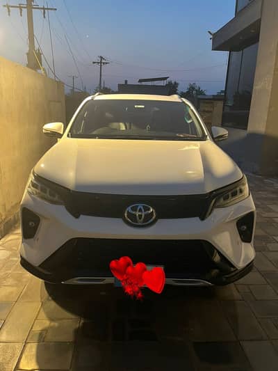 Toyota Fortuner Legender 2022