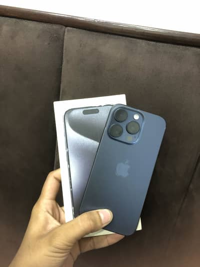 Apple iPhone 15 Pro [FU]