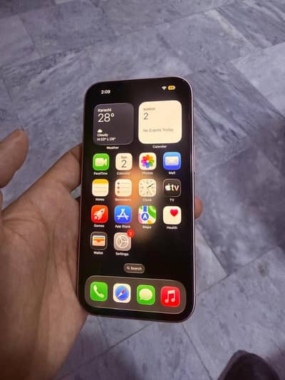 iPhone 15