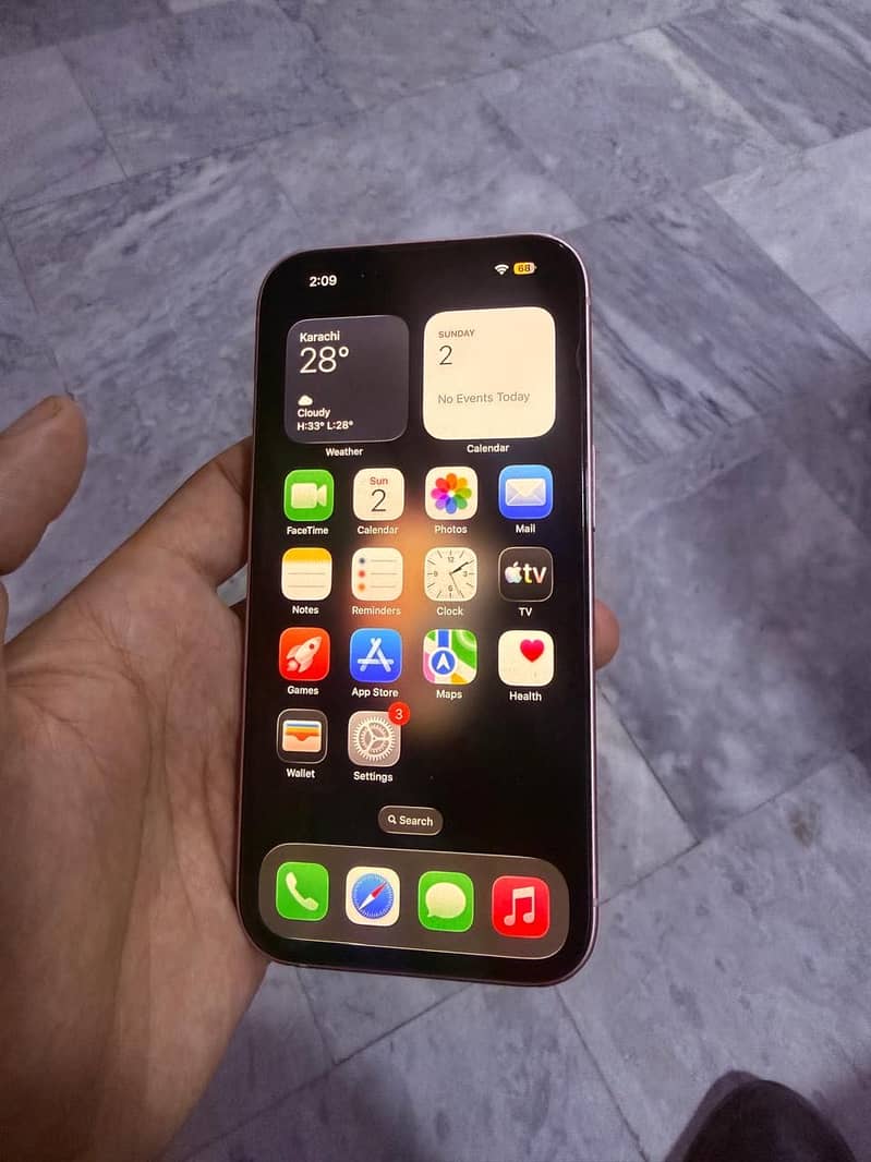 iPhone 15 0
