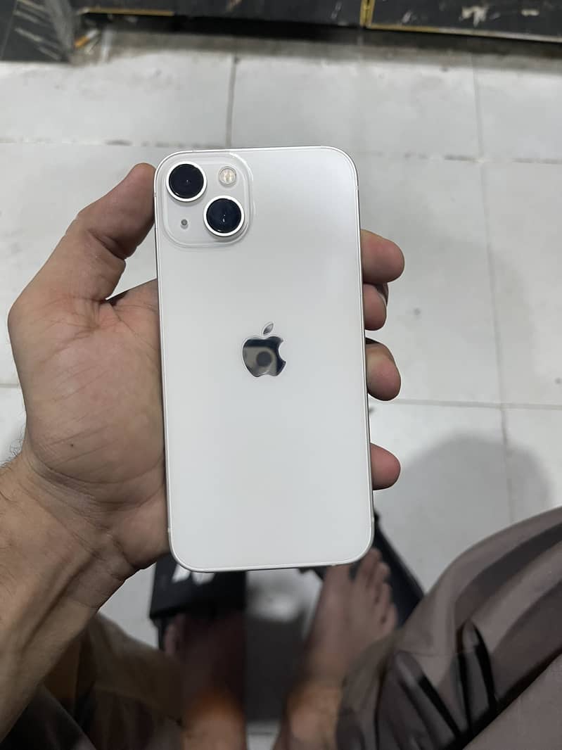 Apple iPhone 13 1