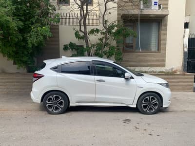 Honda Vezel 2015 Hybrid Z Package Model 2015 Reg 2018