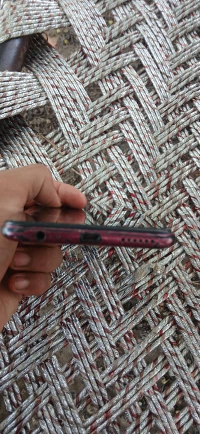 Infinix Hot 10