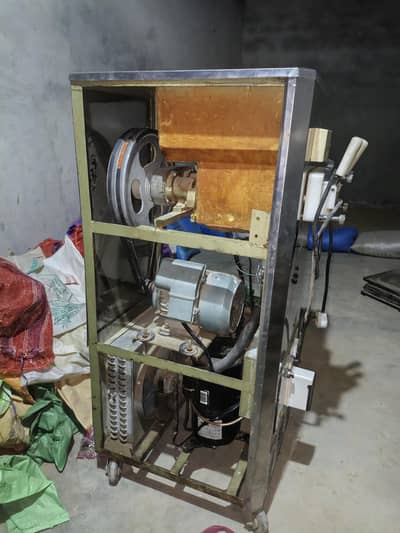 ice cream machine